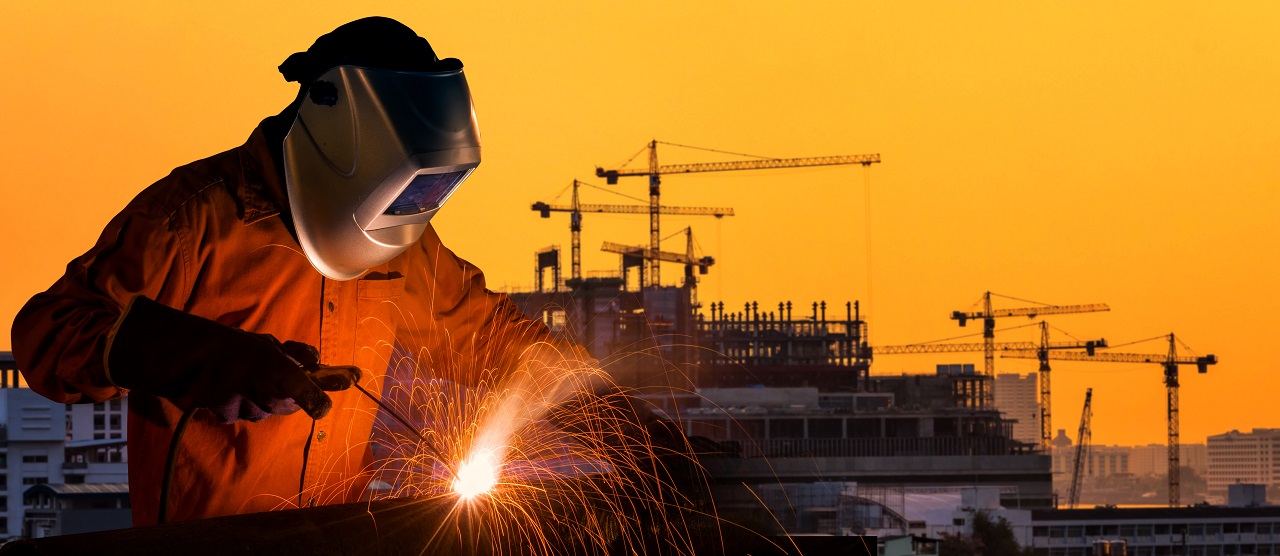 An OFW welding in construction site